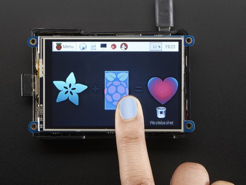 File:Adafruit 35 SPITFT.jpg